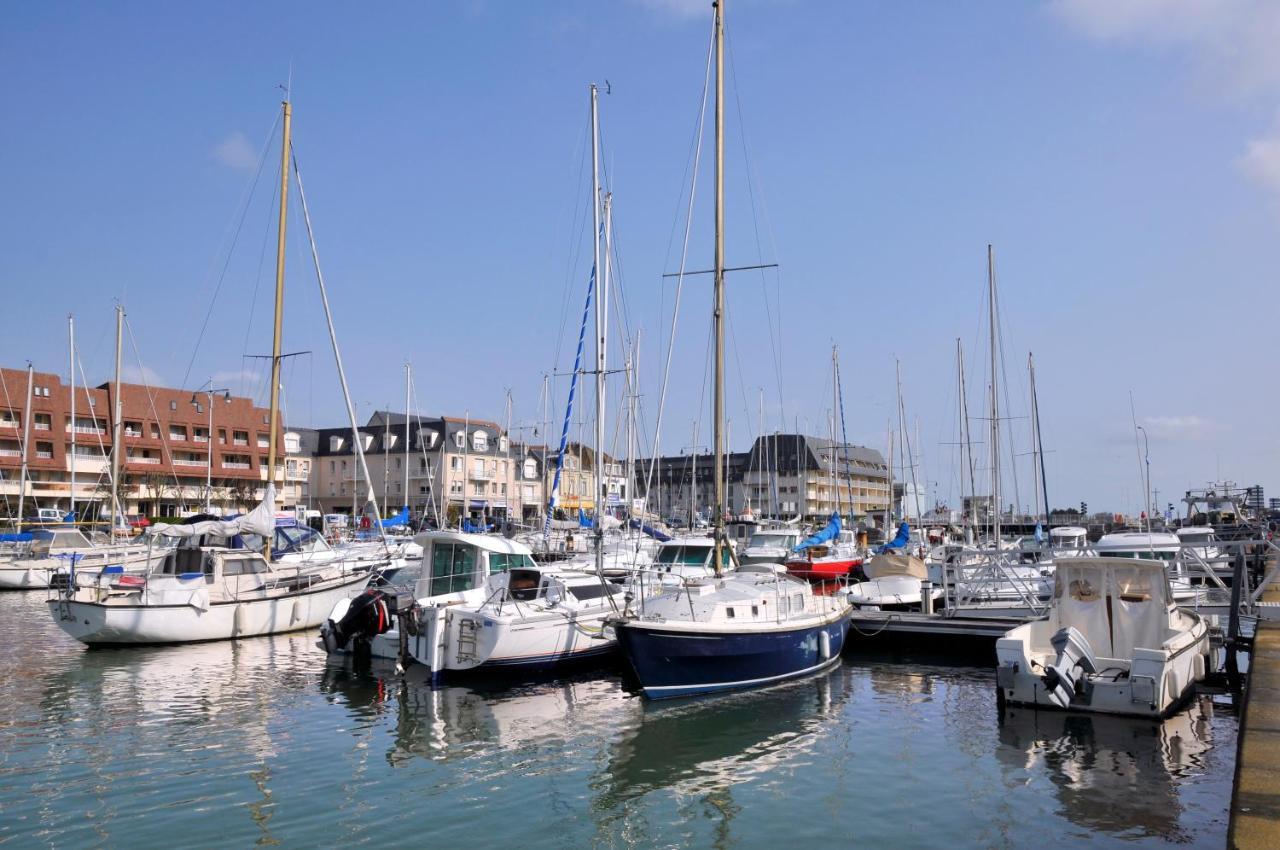 Appartement vue mer et marina, Loggia - Parking Courseulles-sur-Mer Bagian luar foto