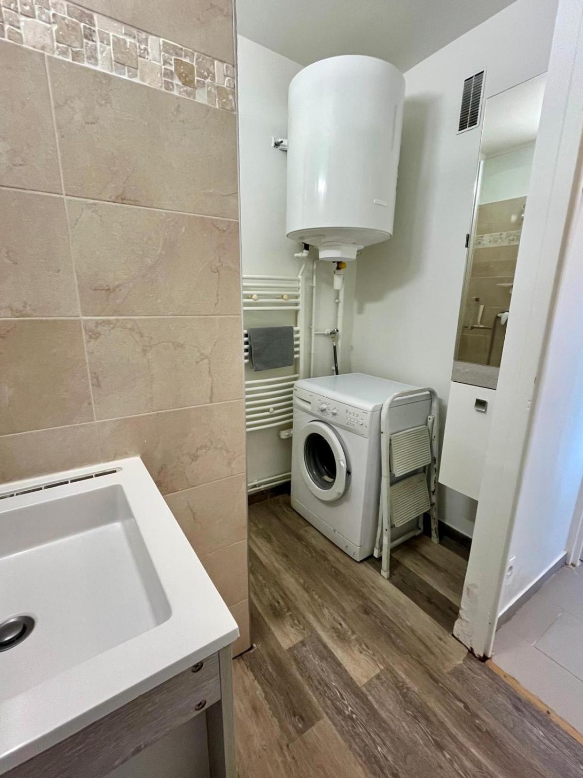 Appartement vue mer et marina, Loggia - Parking Courseulles-sur-Mer Bagian luar foto